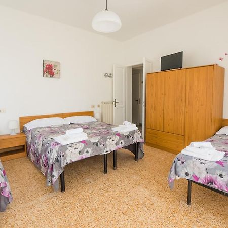Casa Violetta Bed & Breakfast 마리나디마사 외부 사진