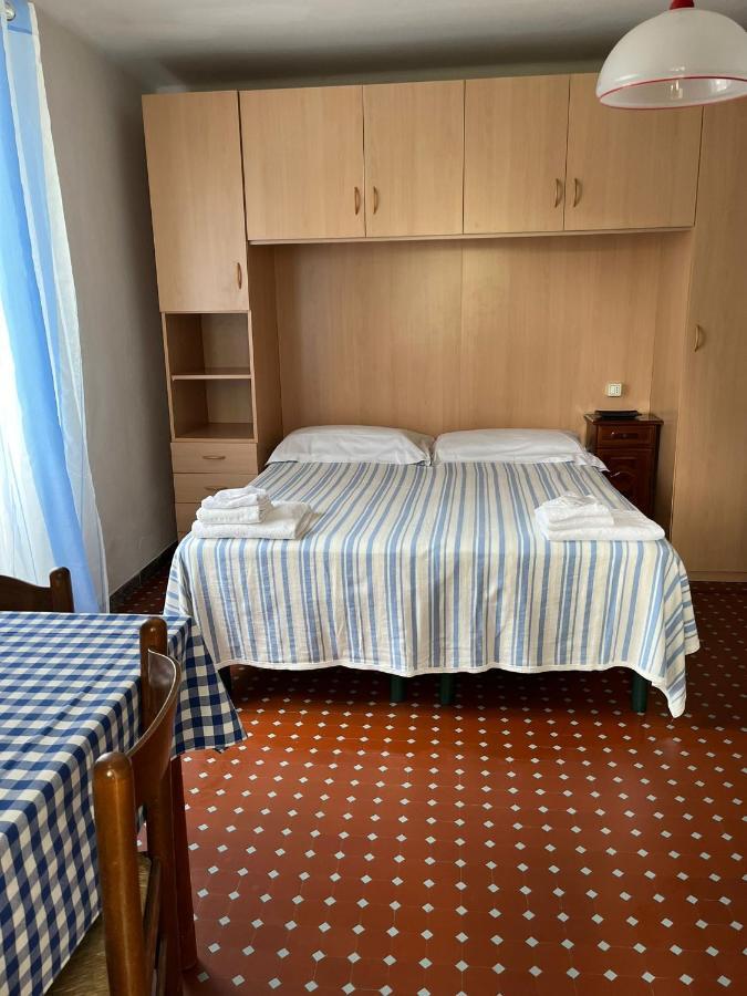 Casa Violetta Bed & Breakfast 마리나디마사 외부 사진