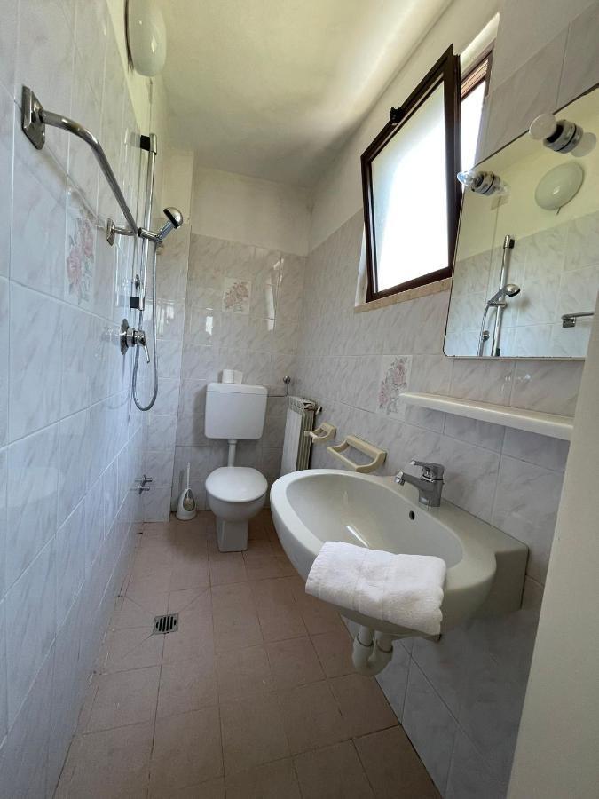 Casa Violetta Bed & Breakfast 마리나디마사 외부 사진