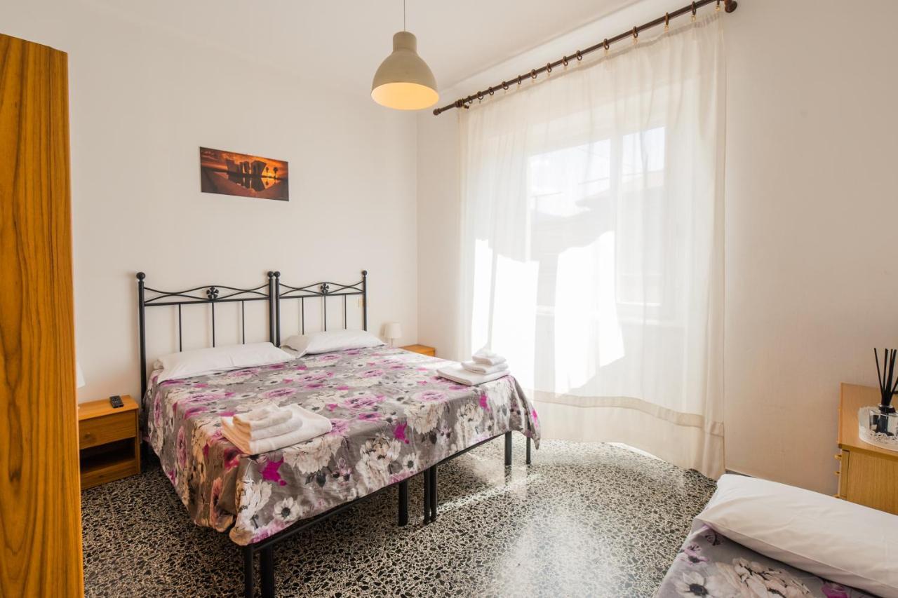 Casa Violetta Bed & Breakfast 마리나디마사 외부 사진