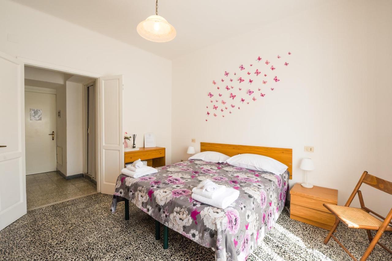 Casa Violetta Bed & Breakfast 마리나디마사 외부 사진