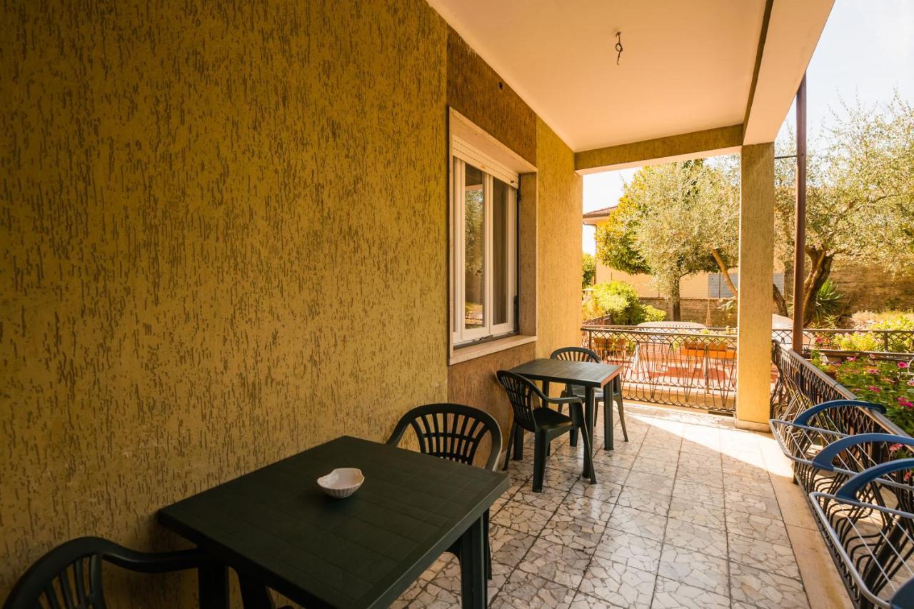 Casa Violetta Bed & Breakfast 마리나디마사 외부 사진