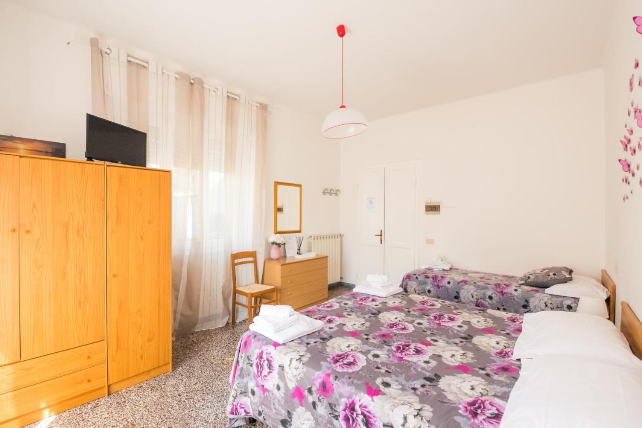 Casa Violetta Bed & Breakfast 마리나디마사 외부 사진