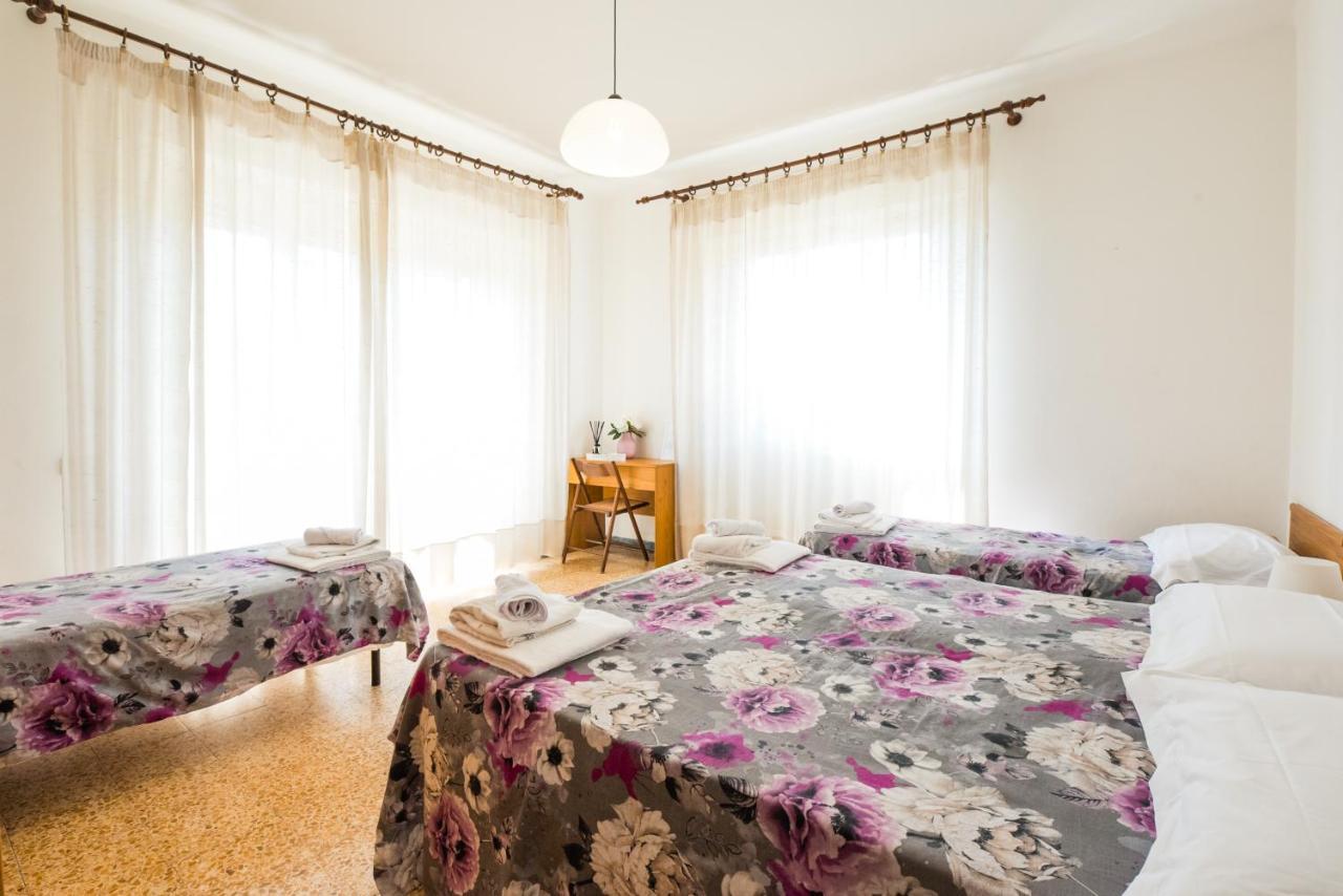 Casa Violetta Bed & Breakfast 마리나디마사 외부 사진