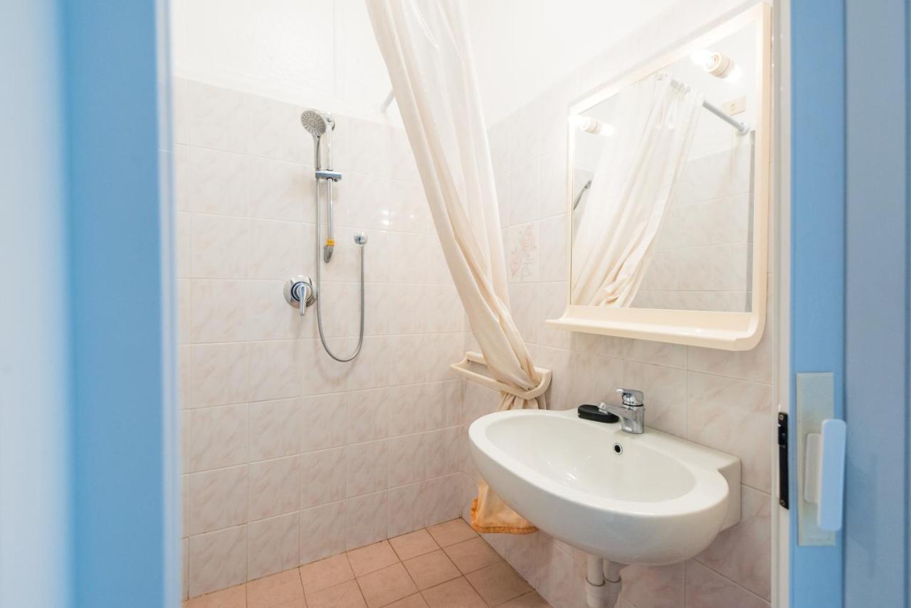 Casa Violetta Bed & Breakfast 마리나디마사 외부 사진
