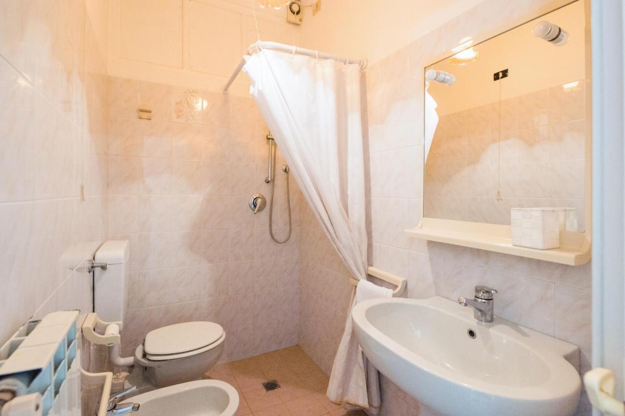 Casa Violetta Bed & Breakfast 마리나디마사 외부 사진